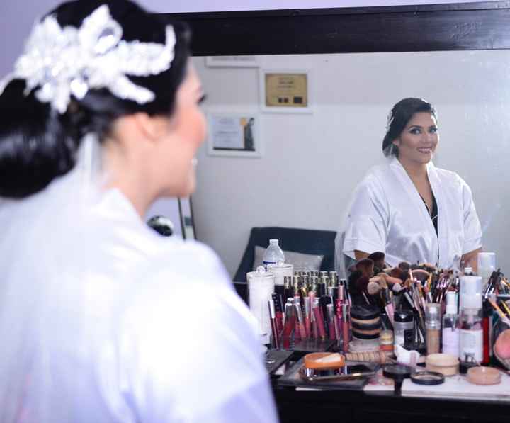 Getting ready 👰🏻💄✨ - 4