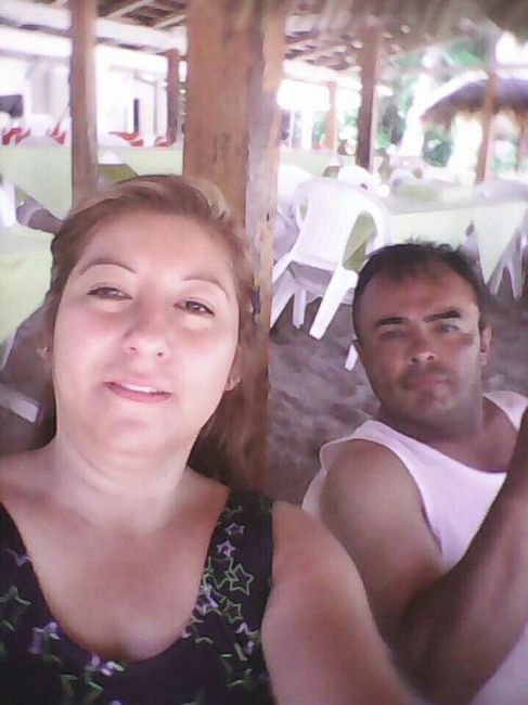 Raymundo y laura  felices en la luna de miel - 6