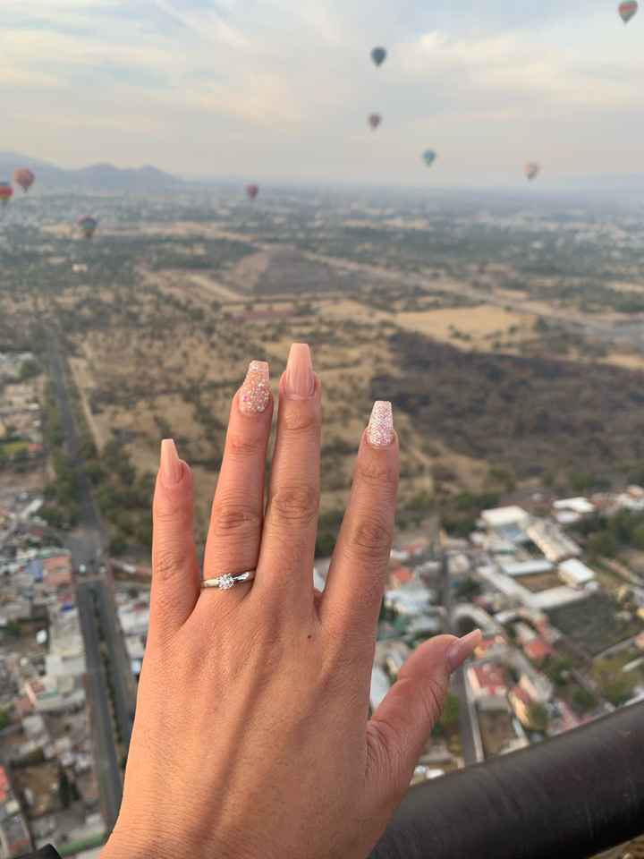Mi anillo de compromiso, Viviana - 1