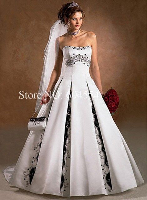 Novias en Blanco y negro ") - 12
