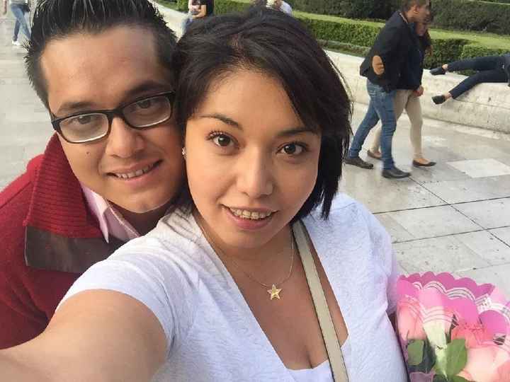 Sube una foto más antigua con tu pareja - 1