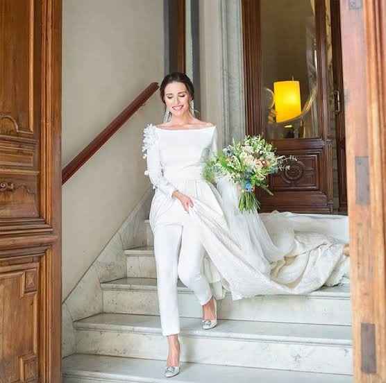 Unas novias poco convencionales ") - 1