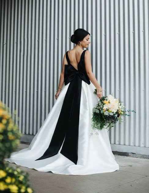 Novias en Blanco y negro ") - 19