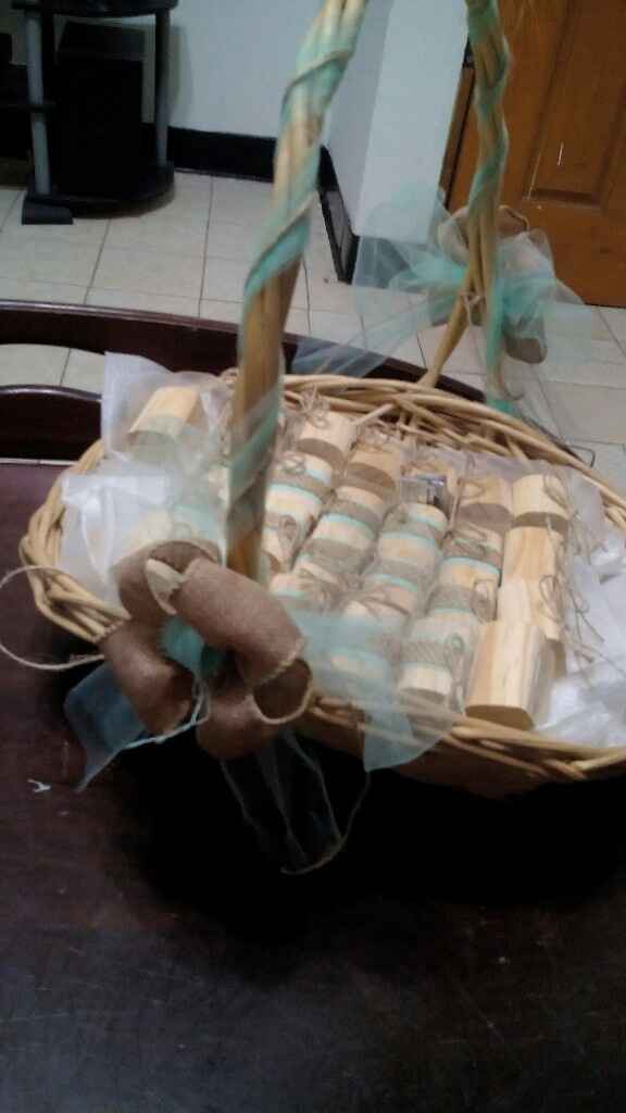 Canasta y primeros recuerditos. - 1