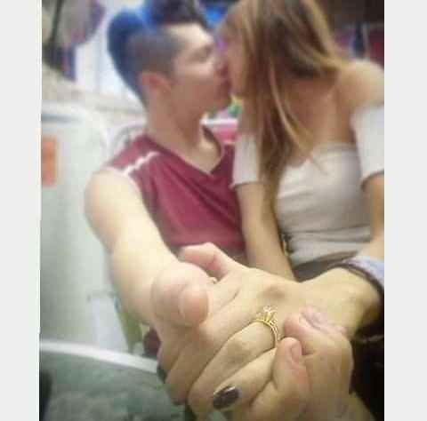 Reto con regalo: Sube una foto con tu pareja🎁 - 1