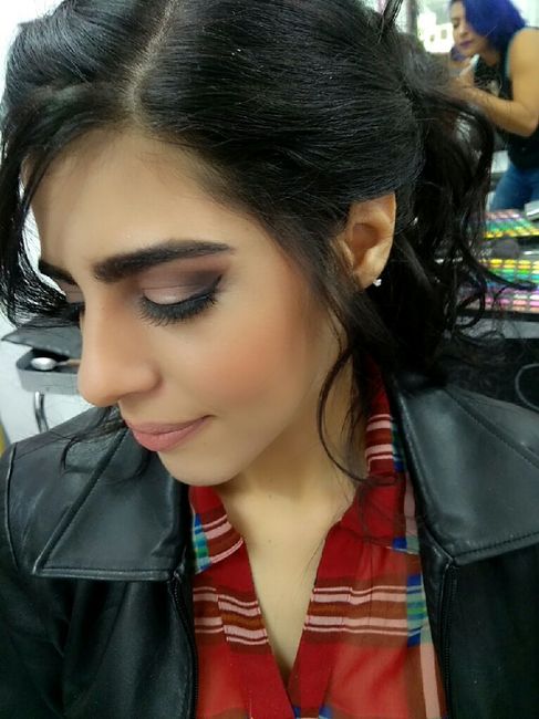  Maquillaje y peinado elegido para mi día b - 8