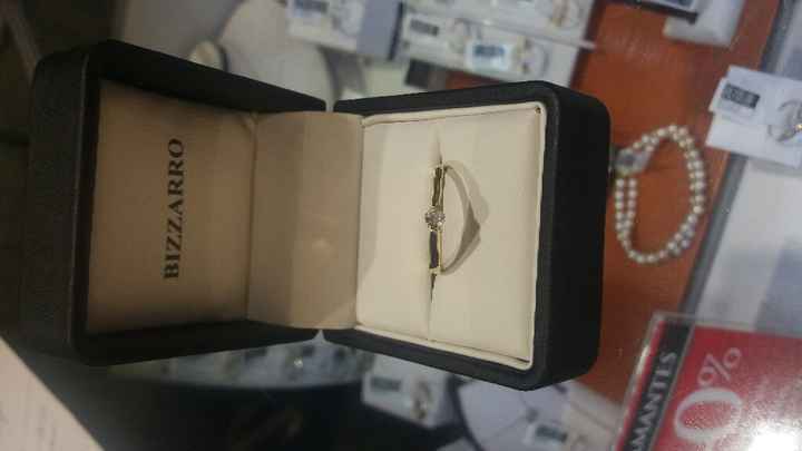 Otro anillo de compromiso - 1