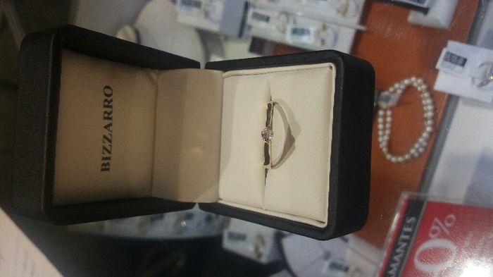 Otro anillo de compromiso - 1