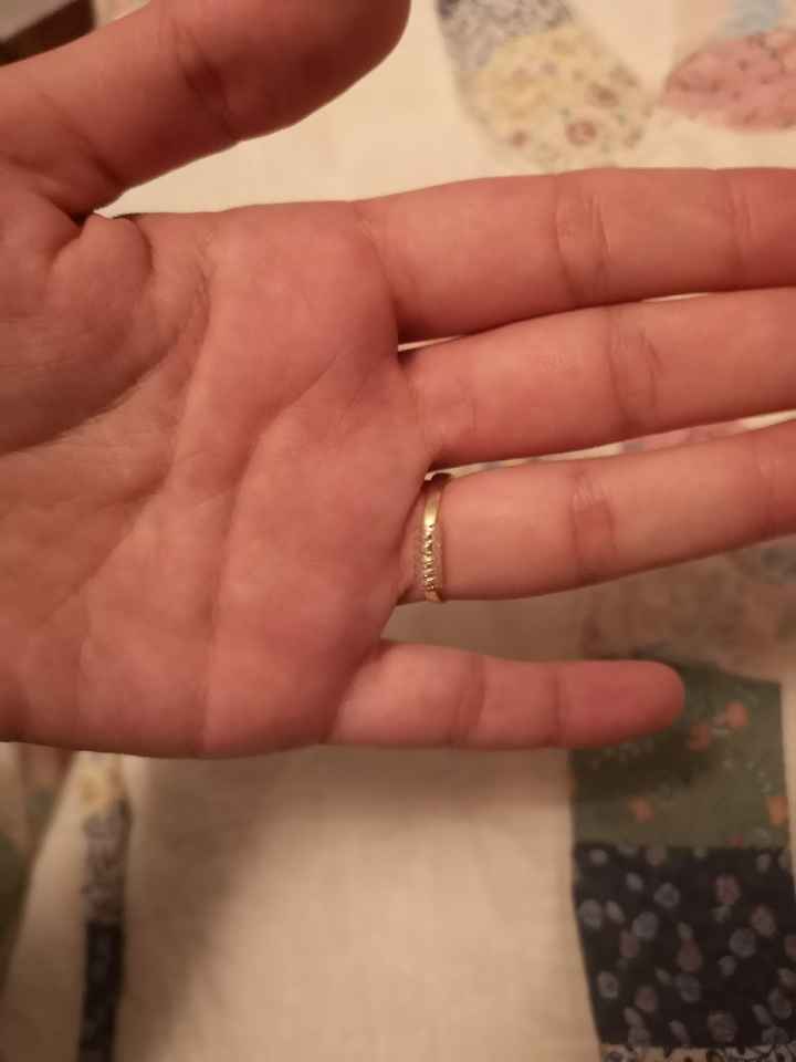 Me quedo grande el anillo de compromiso - 1