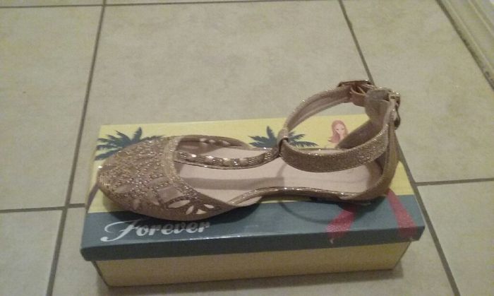 Mis zapatillas para mí boda - 2