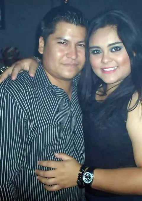 Fotos con sus prometidos!♥️ - 1