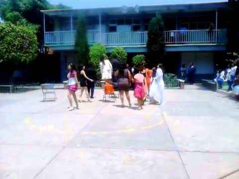 jajaj ya me imagino ... parecería feria jaja 