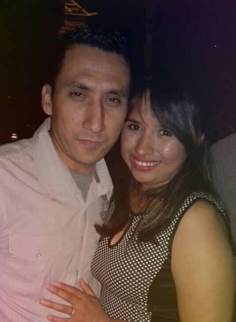 Fotos con su prometido.. - 1