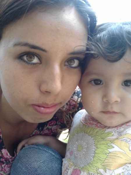 la niña de una amiga y yop
