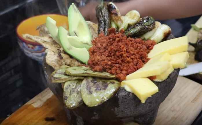 Molcajete de Pollo