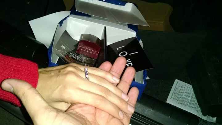 Catálogo de anillos de compromiso de Bodas.com - 1