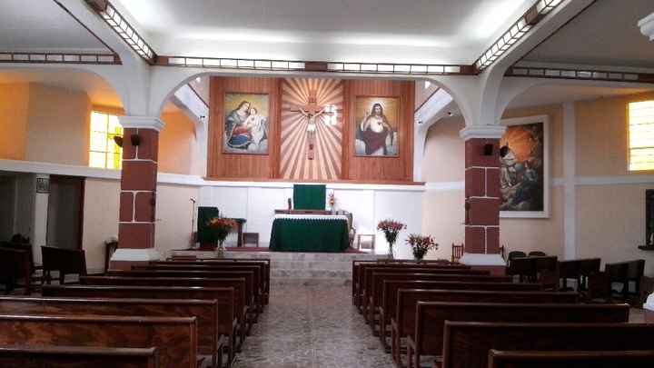 Ya aparte la iglesia !!!! - 1