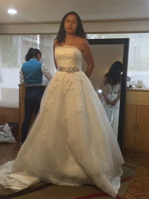 Este le gusto a mis amigas y a mis compañeras de trabajo pero a mi no me super encanta aunque recono