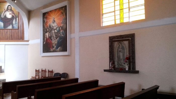 Ya aparte la iglesia !!!! - 2