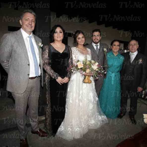 Claudia martyin boda