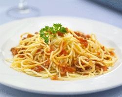 espagueti a la boloñesa