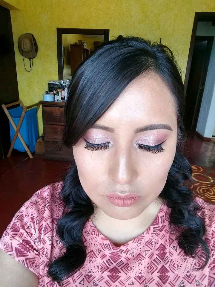 Prueba de maquillaje y peinado - 1