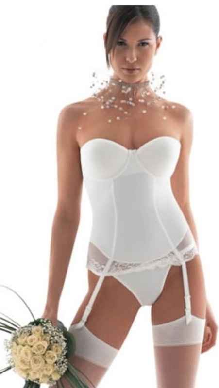 Tradicional, y no niego que parece que pare que traes faja, pero es sexy y clásico.