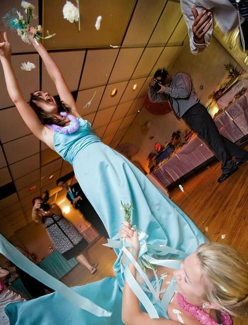 Justo cuando cae el ramo - 7