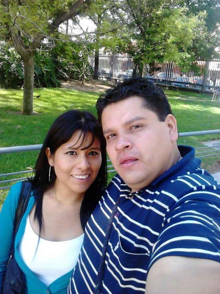 Presuman a sus futuros Maridos  - 1