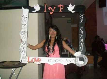 Mis letreros y mi arco para fotos - 4