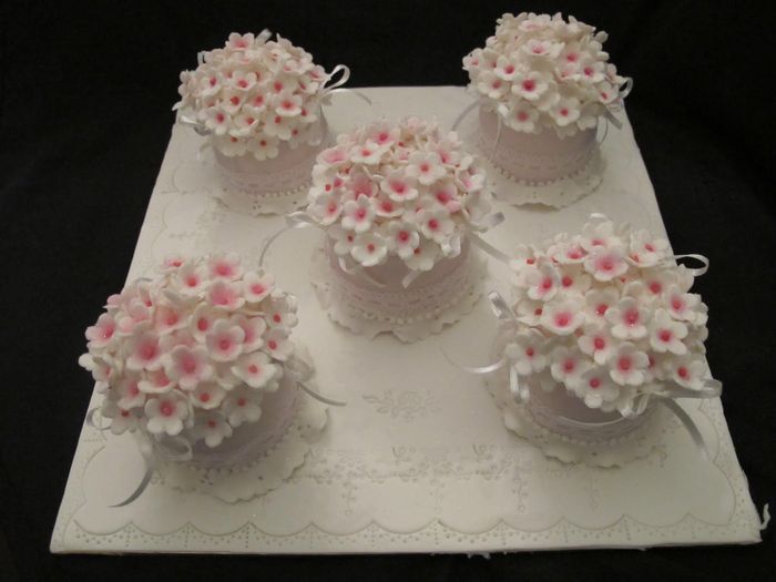pastelitos con flor