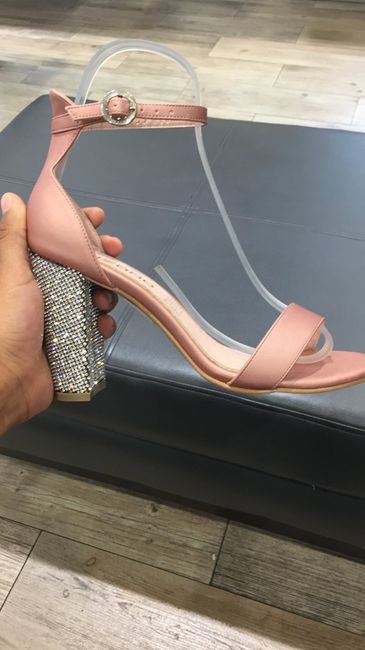 Encontré mis zapatillas ! - 1