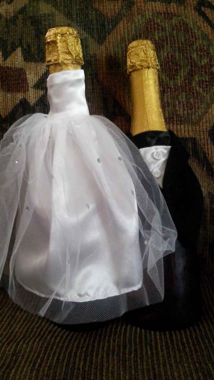 Ultimos avances a 1 dia!!! vestiditos botellas - 1