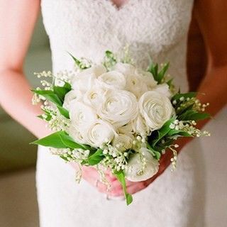 Mrs. Cullen vs Mrs. Grey: El Ramo - 1