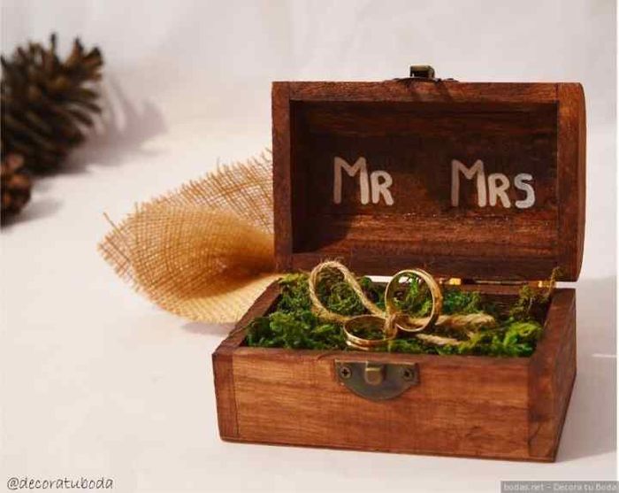 2 bodas, 2 porta alianzas. ¿Cuál prefieres? - 1