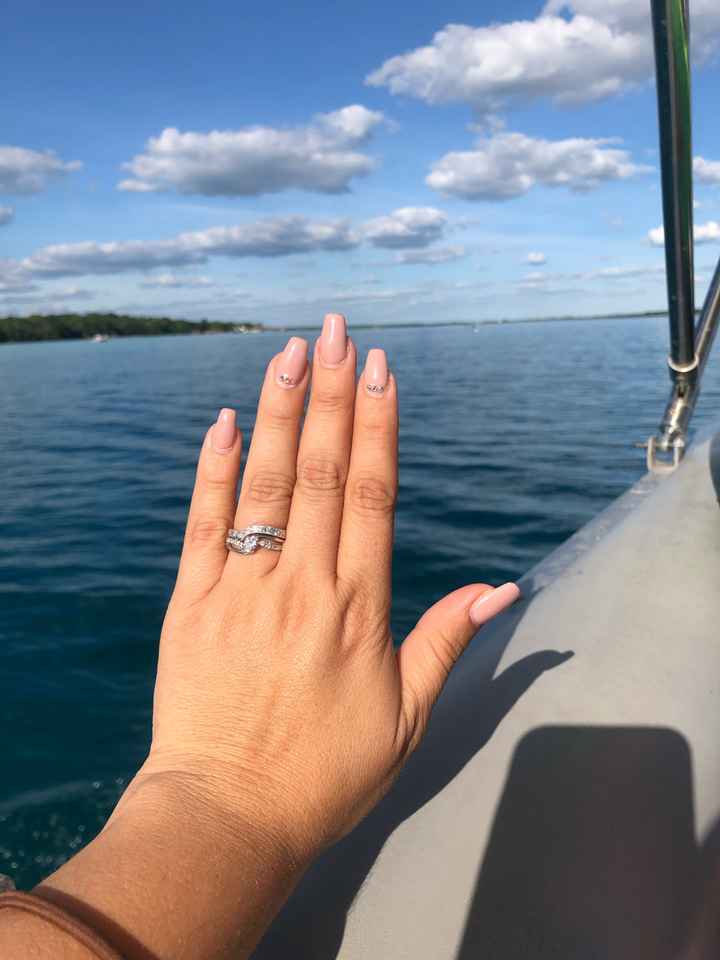 Mi hermoso Anillo de Compromiso - 1