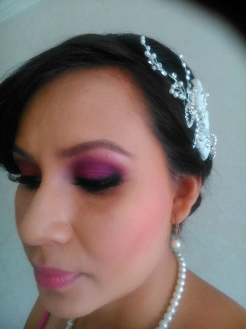 ojos violetas