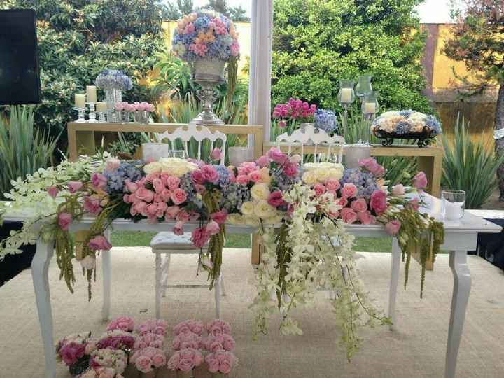 Arreglos para mesas de novios💐 - 9