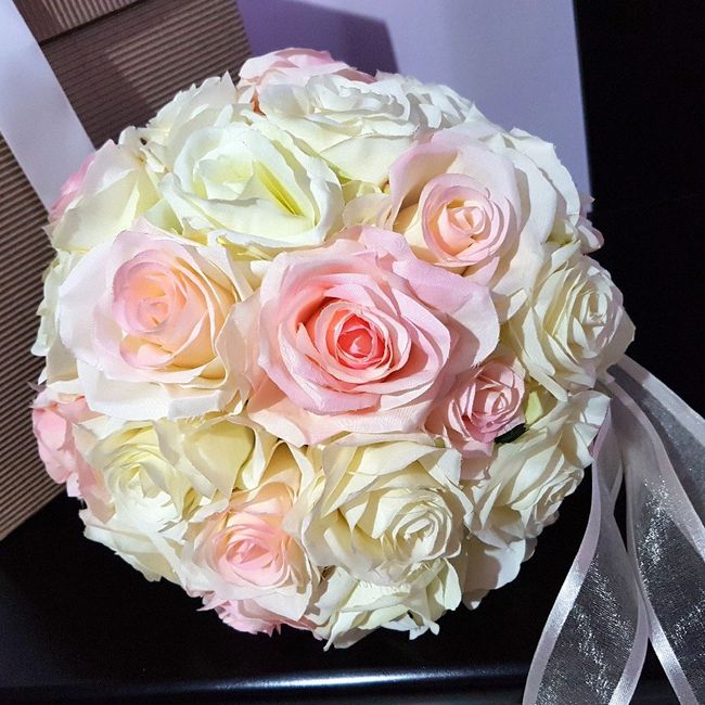  Emocionada al mil... ya a 15 dias del gran dia y mi ramo ya lo tengo en mis manos! 😍💐👰🤵💒 - 1