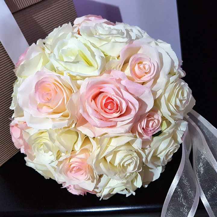  Emocionada al mil... ya a 15 dias del gran dia y mi ramo ya lo tengo en mis manos! 😍💐👰🤵💒 - 1