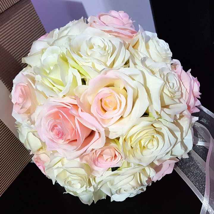  Emocionada al mil... ya a 15 dias del gran dia y mi ramo ya lo tengo en mis manos! 😍💐👰🤵💒 - 3