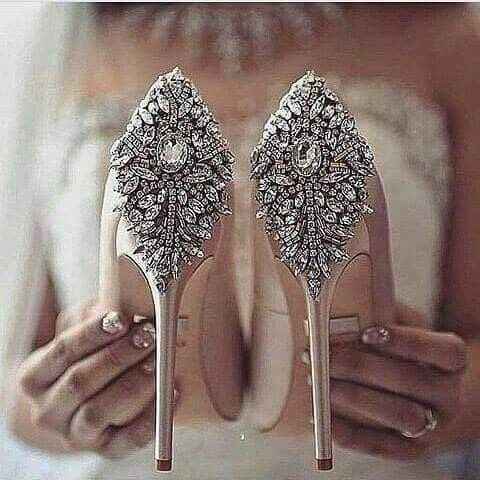  Zapatillas cual eligirias? 👠😍❤ - 1