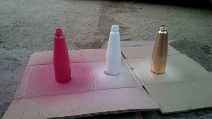 Decoración con botellas y latas recicladas - 2