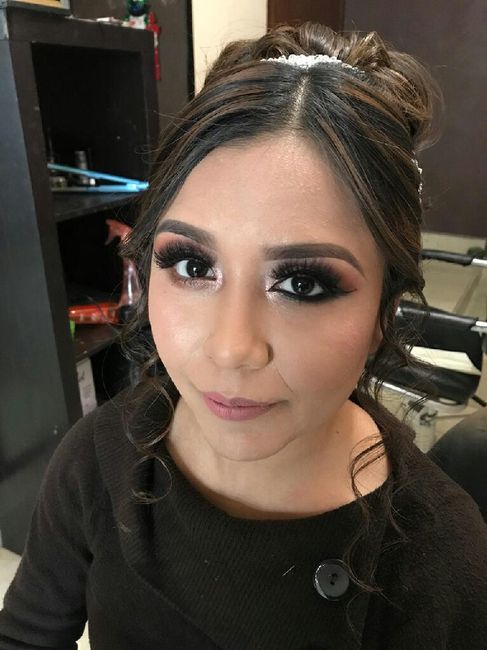 Prueba de peinado y maquillaje. - 2