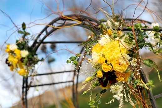 arco con flores