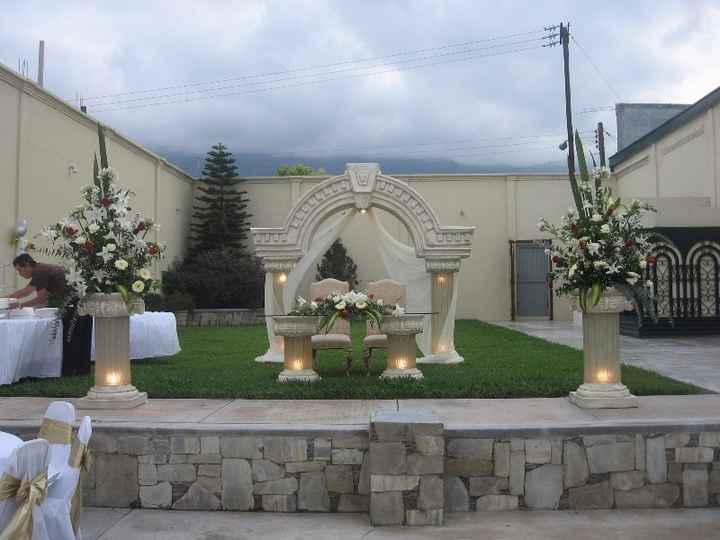 Mesa de novios
