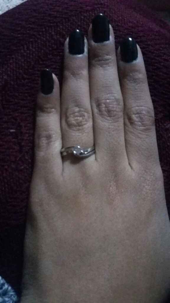 Presuman sus anillos de compromiso nenas! - 1