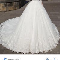 Sabe lo que me gusta y lo que me queda jajaja, aunque no es 100% idéntico, por lo menos lo es en un 