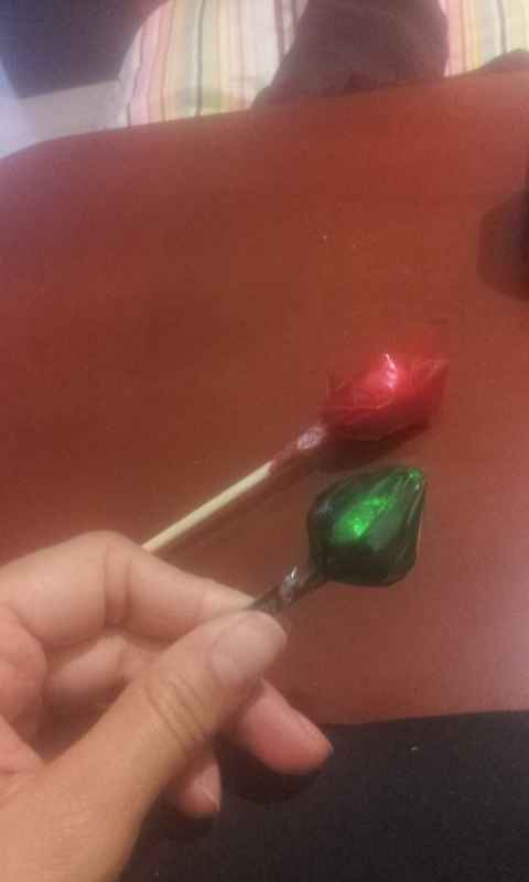 Tuto- rosas de chocolates: regalito o recuerdito - 8