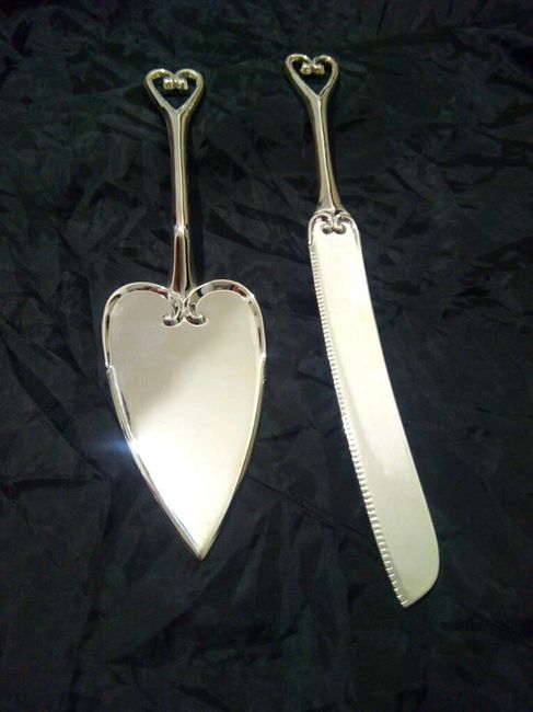 Con ustedes: mis hermosas copas,  pala y cuchillo - 3